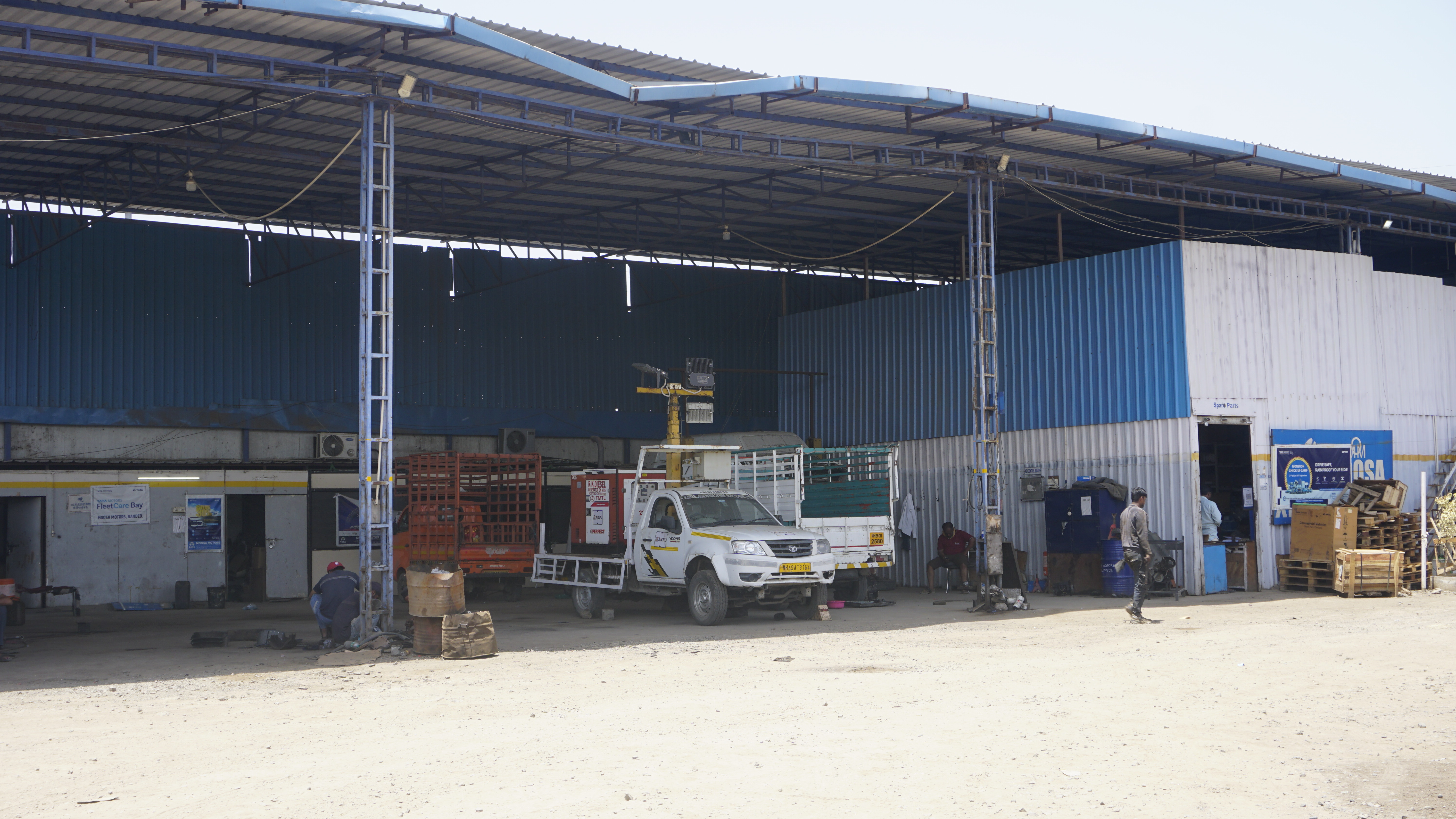 Moosa Motors workshop